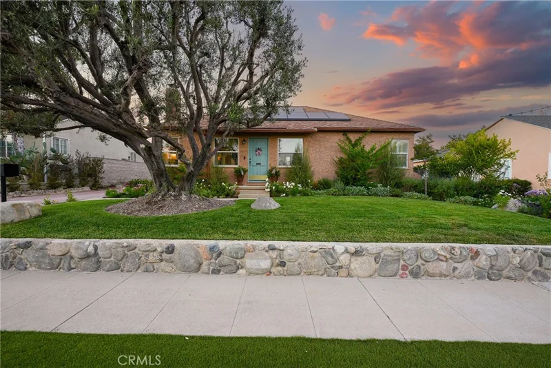 4427 E Rosada Street photo 2