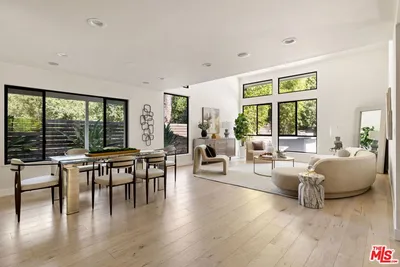 4020 Park Melinda