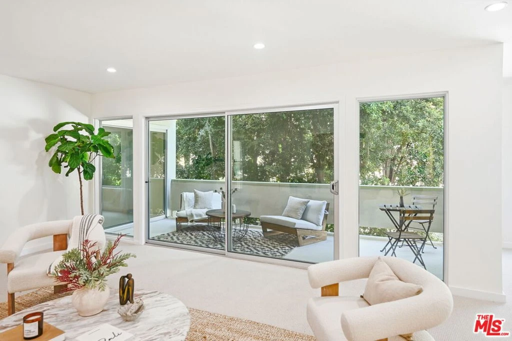 Interior 1