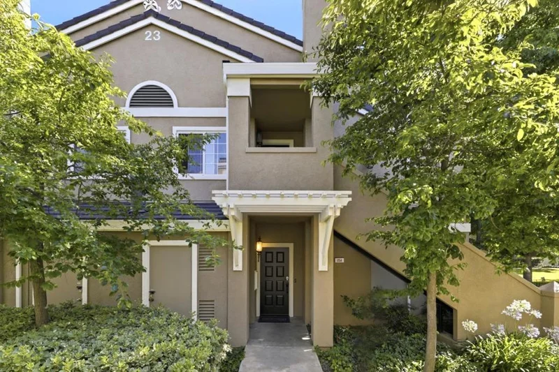 854 Lake Mcclure Drive, San Jose, CA 95123