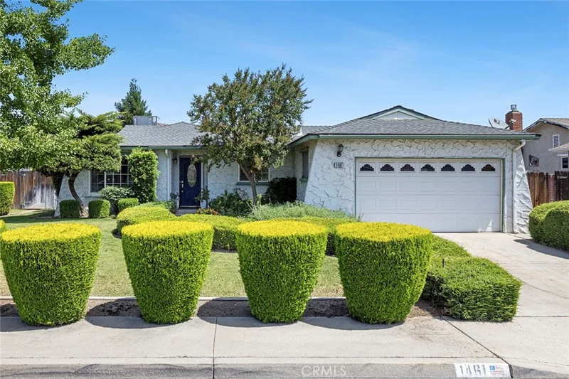 1461 Rall Avenue, Clovis, CA 93611