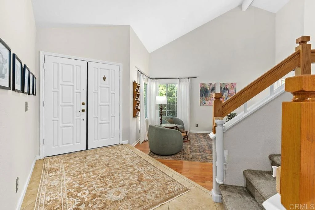 Interior 3