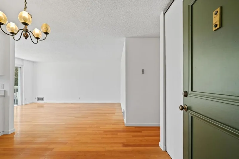 Photo 2 of 1083 Reed Avenue D