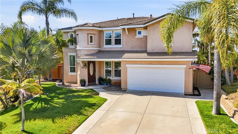 5018 Bella Collina