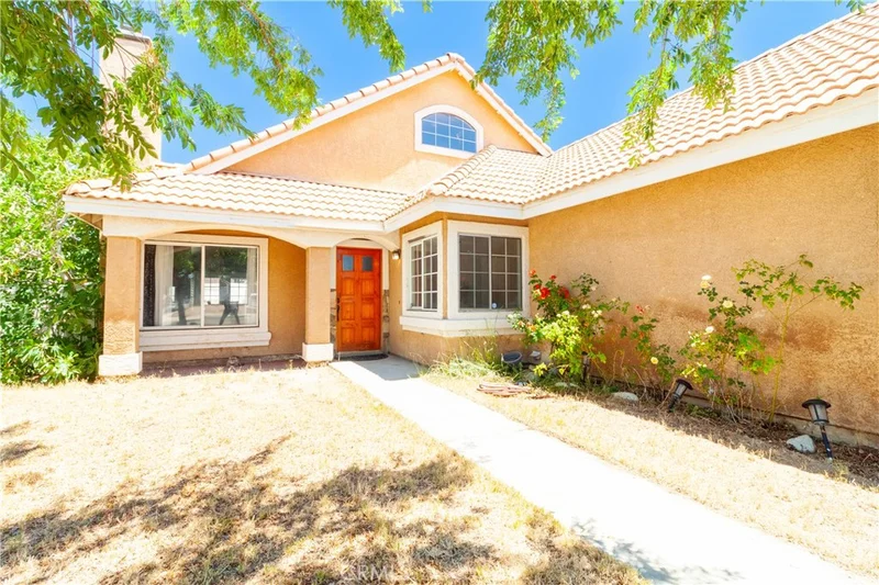 36848 Hillcrest photo 2