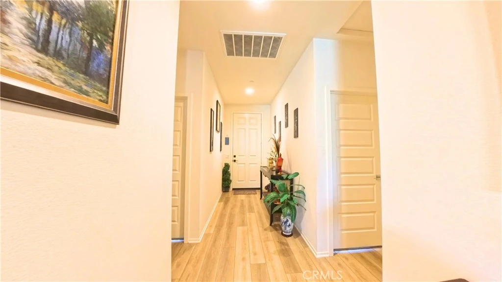 Interior 2