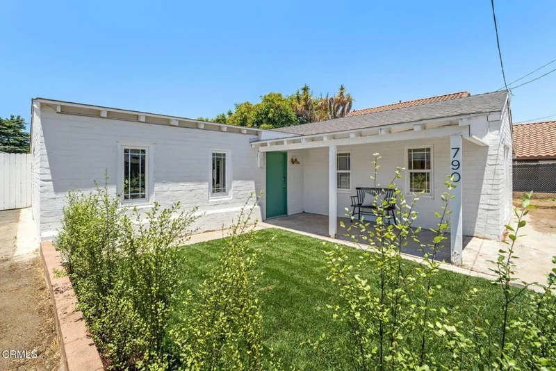 790 S Saticoy Avenue, Ventura, CA 93004
