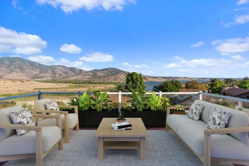 10117 Diamond Head Ct., Spring Valley, CA 91977