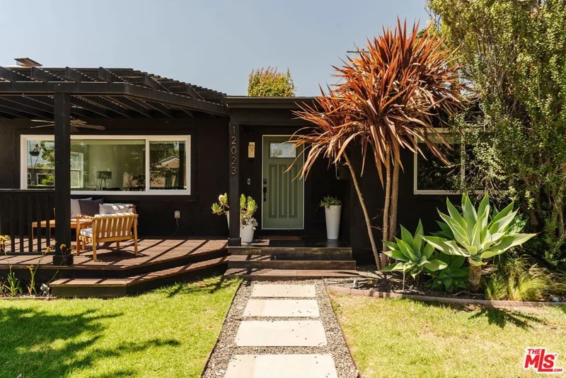 12023 Aneta Street, Culver City, CA 90230