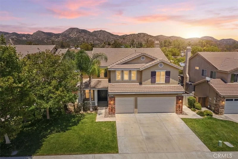 25326 Chesterfield Lane, Wildomar, CA 92595