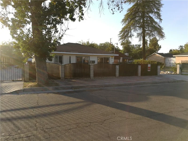 1364 Bell Street
