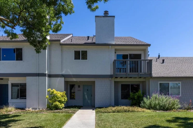 Photo 2 of 14983 Shasta Lane