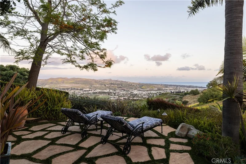 19 Old Ranch Road, Laguna Niguel, CA 92677