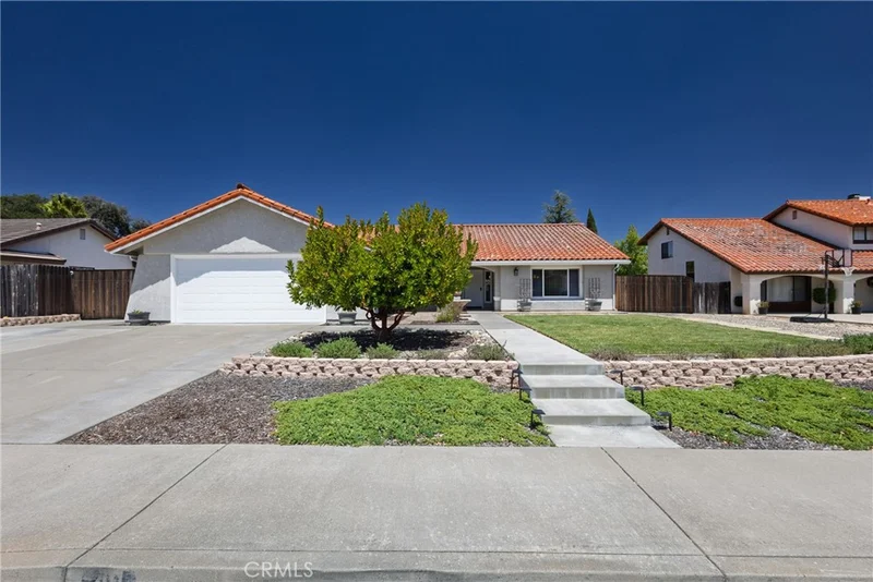 40 Galaxy, Lompoc, CA 93436