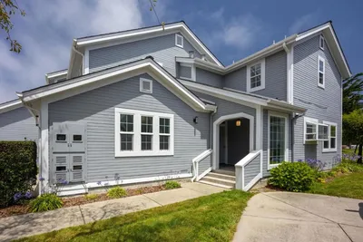 12 Bayhill Place
