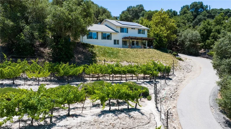 3270 Arena, Atascadero, CA 93422