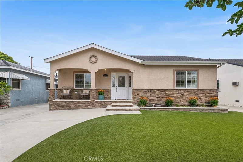 3702 Petaluma