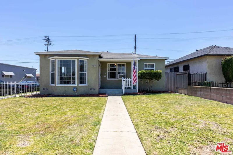 1220 E Palmer Street