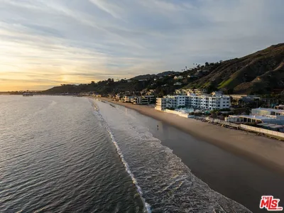 22548 Pacific Coast Highway 101