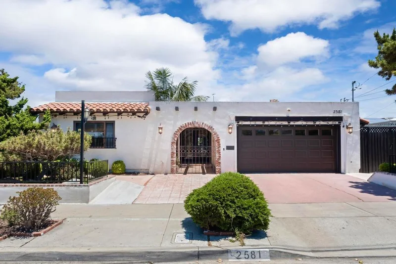 2581 Mammoth Drive, San Diego, CA 92123