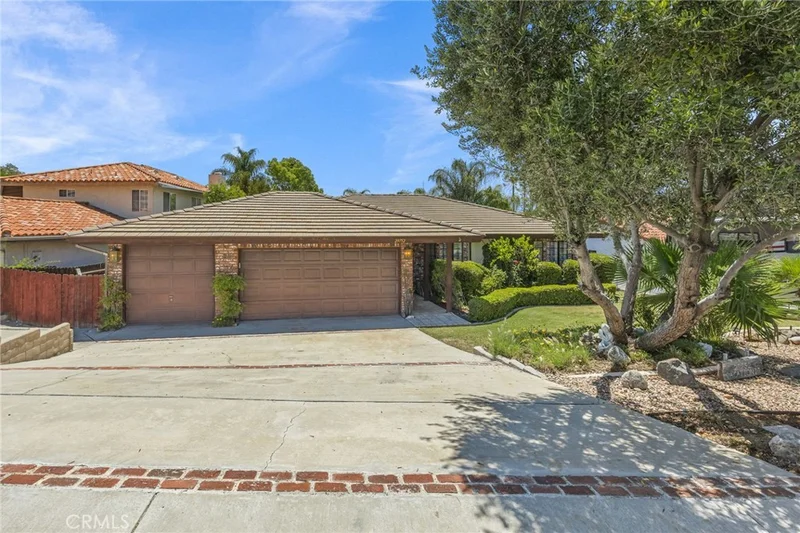 29752 Vacation, Canyon Lake, CA 92587