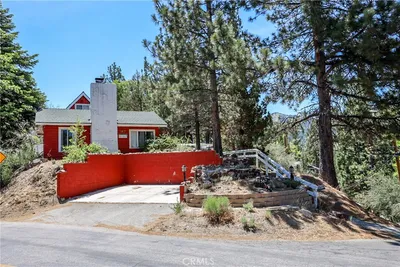 567 Silver Tip Drive photo 2