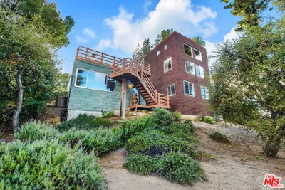 23685 Clover Trail