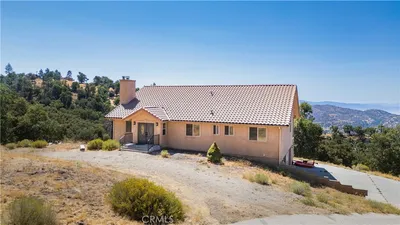 29600 Goldspike Road photo 2