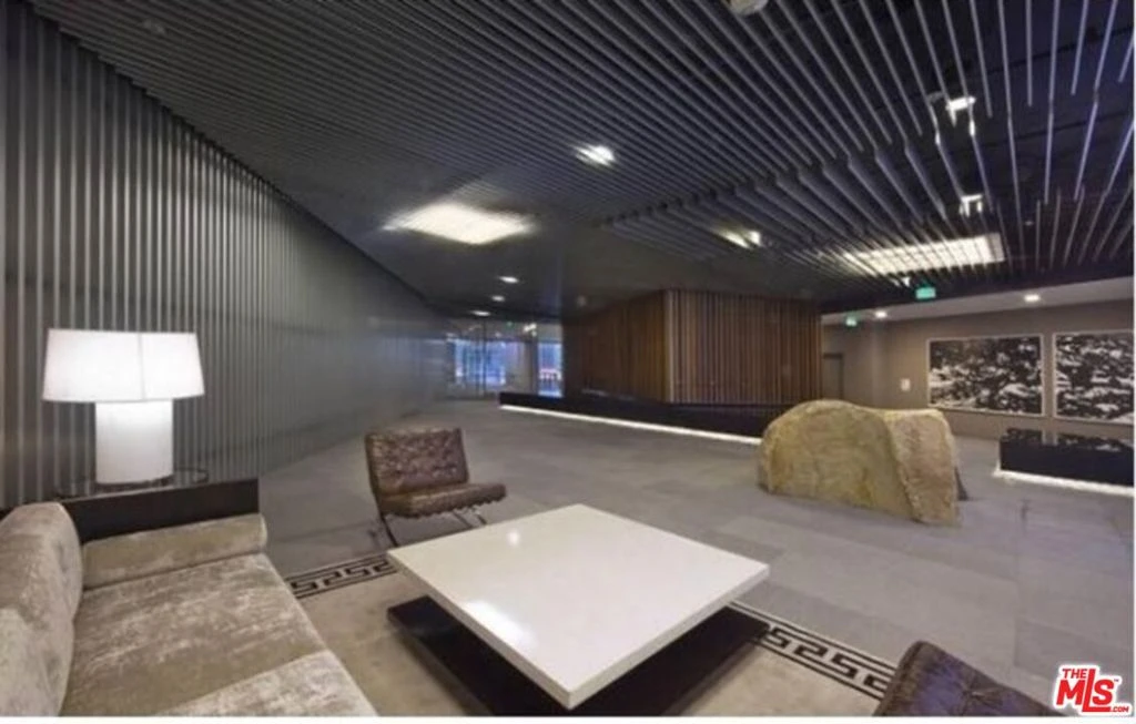 Interior 2