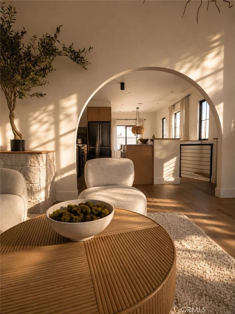Interior 3