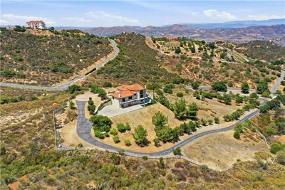 20655 Paseo Montana photo 2