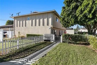 928 N Vicentia Avenue C, Corona, CA 92878