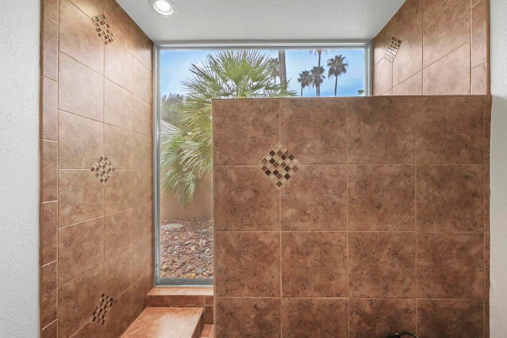 Photo 16 of 42320 Baracoa Drive 7