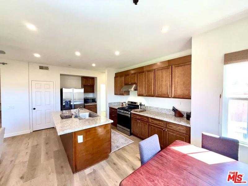 1629 Julia Way