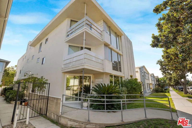 248 S Doheny Drive 6, Beverly Hills, CA 90211