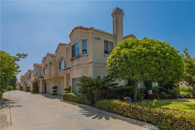 1316 E Palm Avenue A photo 2