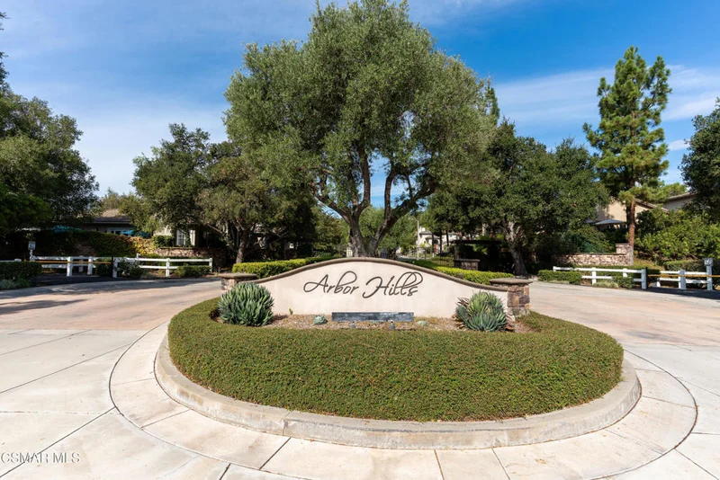 750 Huntsdale Court photo 2