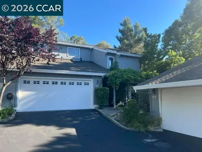 373 Grapevine Place