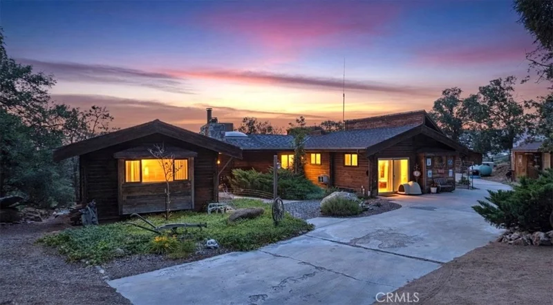 24087 Clover Spring photo 2