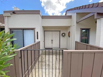 6032 Montgomery photo 2