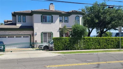 6304 Oak photo 2