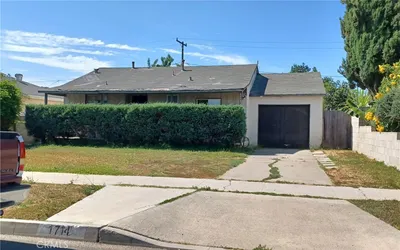 1714 W 12th