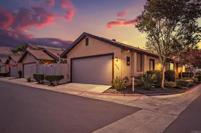 10330 Rosie Lane