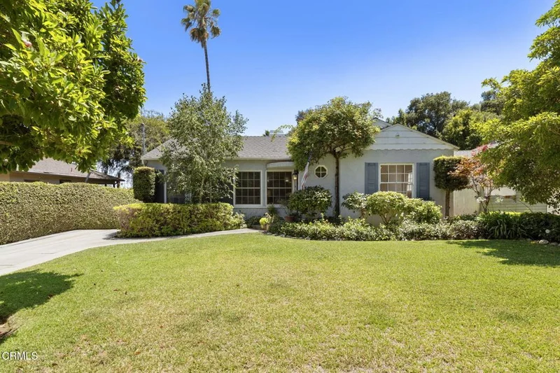 915 Lyndon Street, South Pasadena, CA 91030