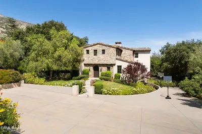 1906 Country Lane