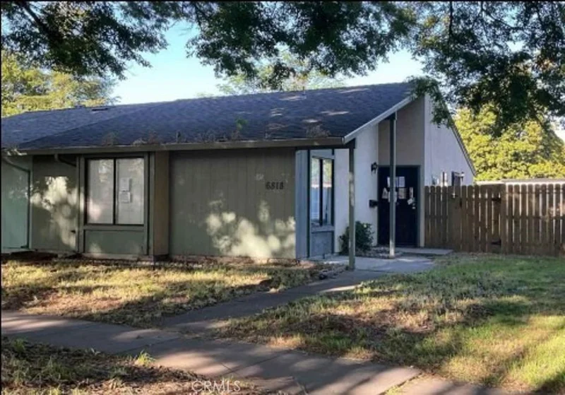 6818 Herndon