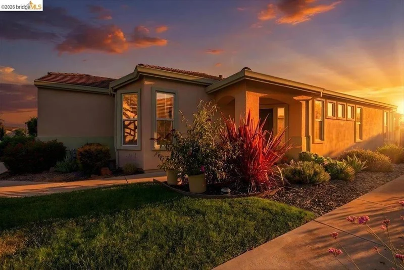 282 Cedar Ridge
