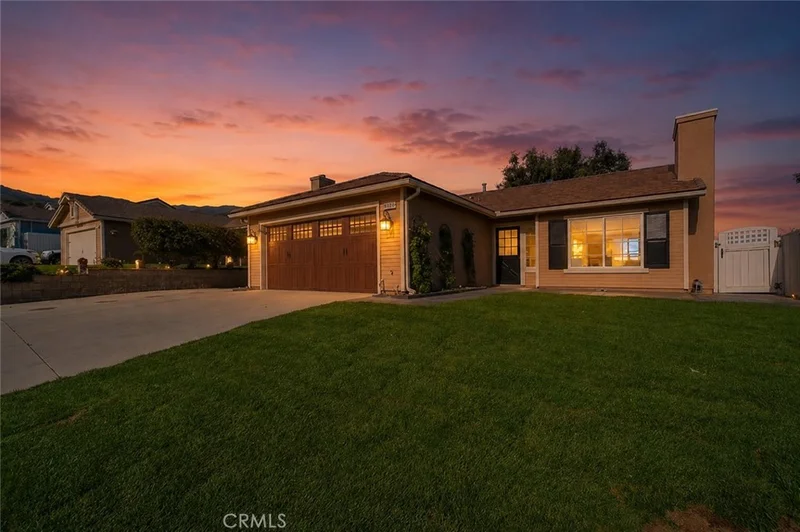 27551 Eastwind