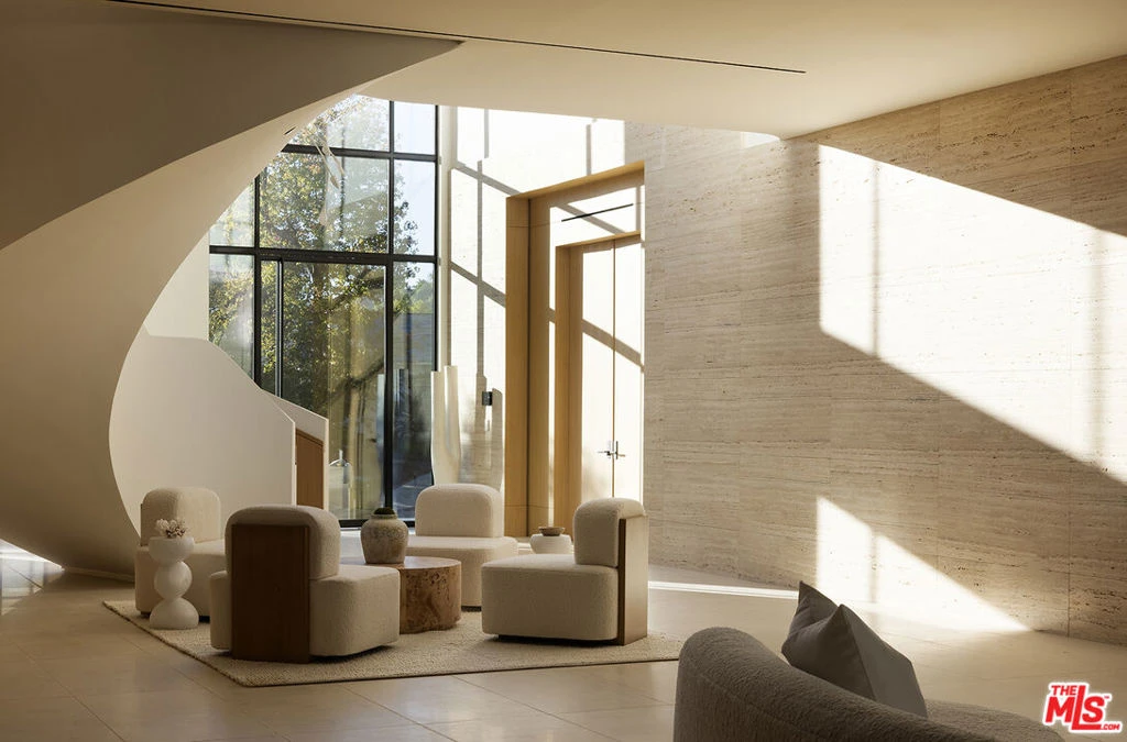 Interior 2