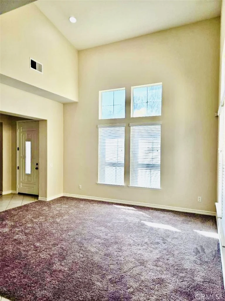 4512 luigl Court photo 2